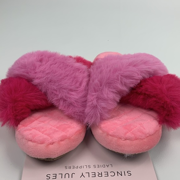 Sincerely Jules Pink Fuzzy Slippers Size Medium Cushion Cross over New NWT - Picture 9 of 12